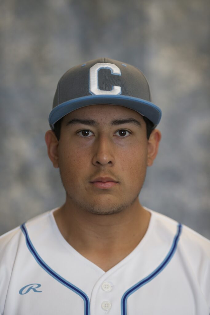 18 Daniel Montano