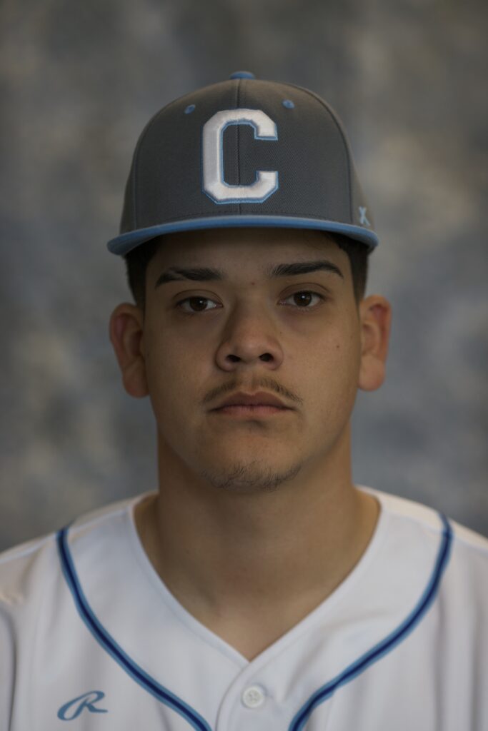 19 Joel Montano